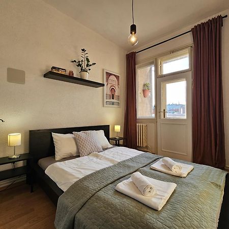 Stone Square Apartment Bratislava Bagian luar foto