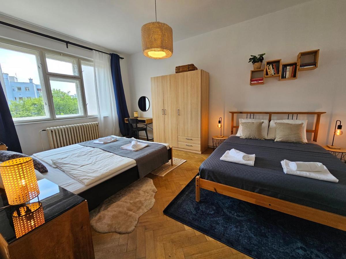 Stone Square Apartment Bratislava Bagian luar foto