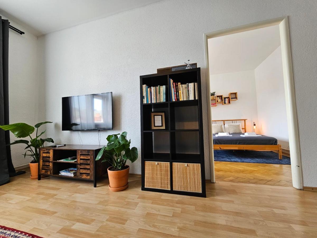 Stone Square Apartment Bratislava Bagian luar foto