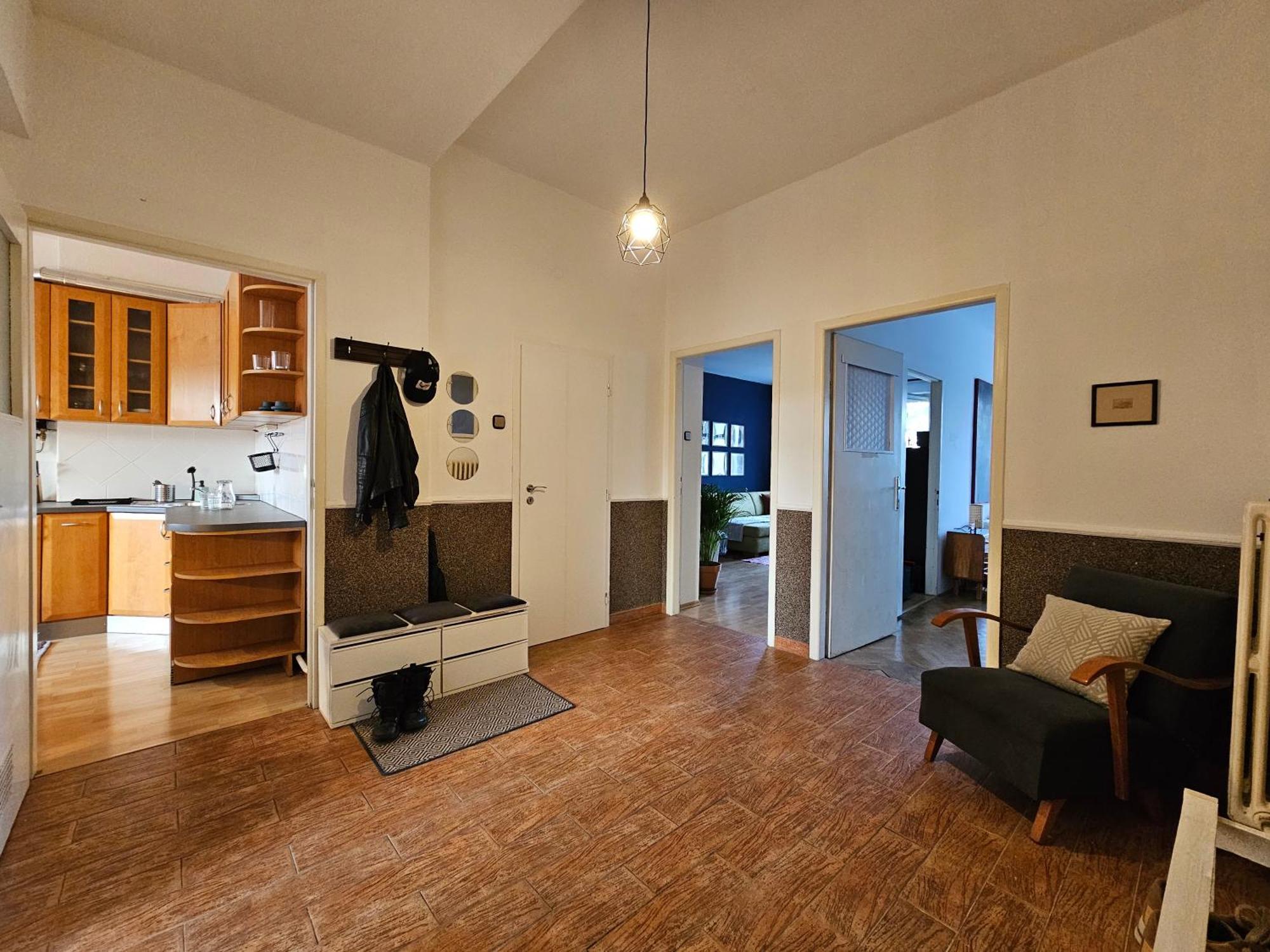 Stone Square Apartment Bratislava Bagian luar foto