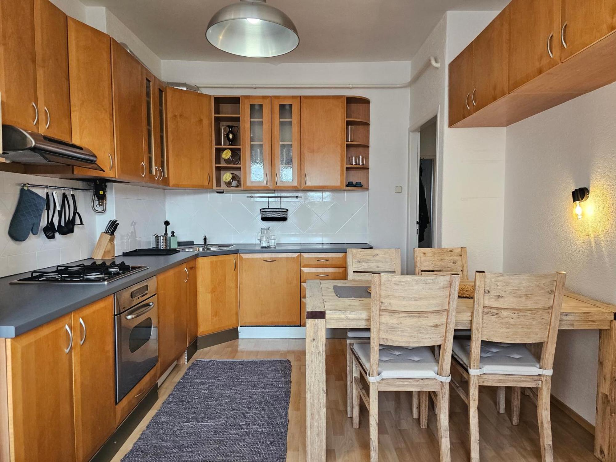 Stone Square Apartment Bratislava Bagian luar foto